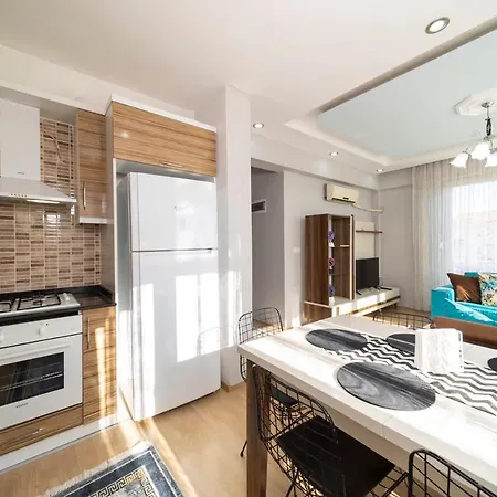 Refreshing Flat Near Popular Attractions In *