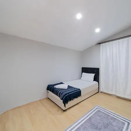 Refreshing Flat Near Popular Attractions In Appartement *